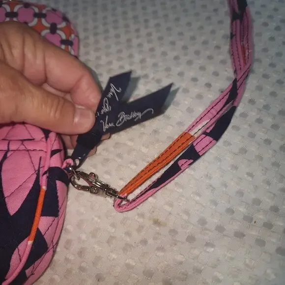 VERA BRADLEY EUC LITTLE HIP CROSSBODY BAG - Picture 5 of 6